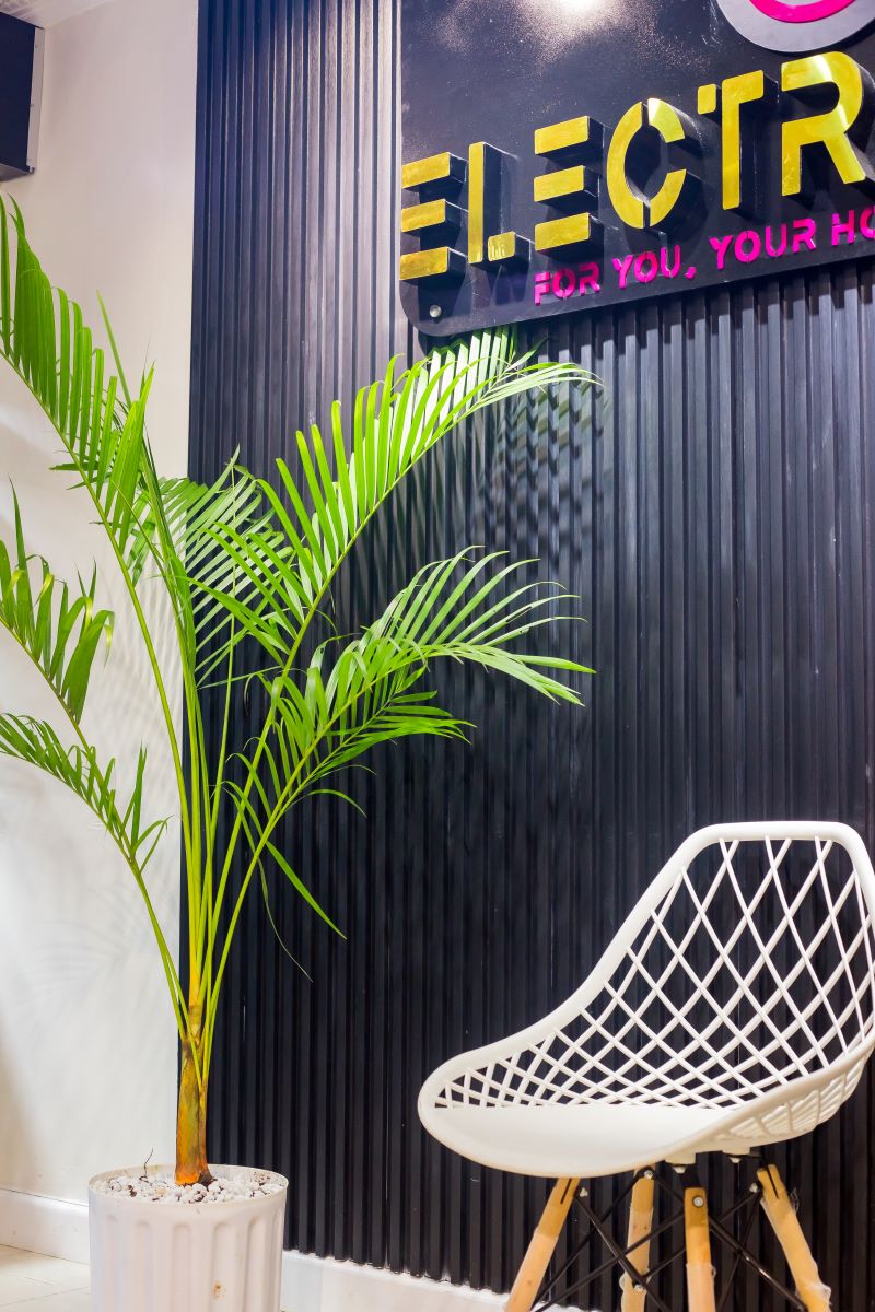 Contemporary Store - Hero 5